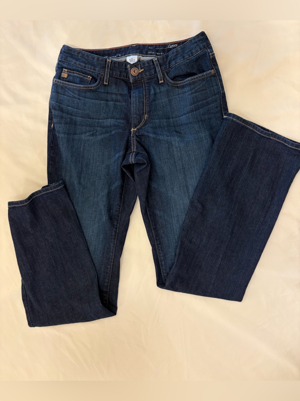 Women’s Eddie Bauer curvy bootcut jeans